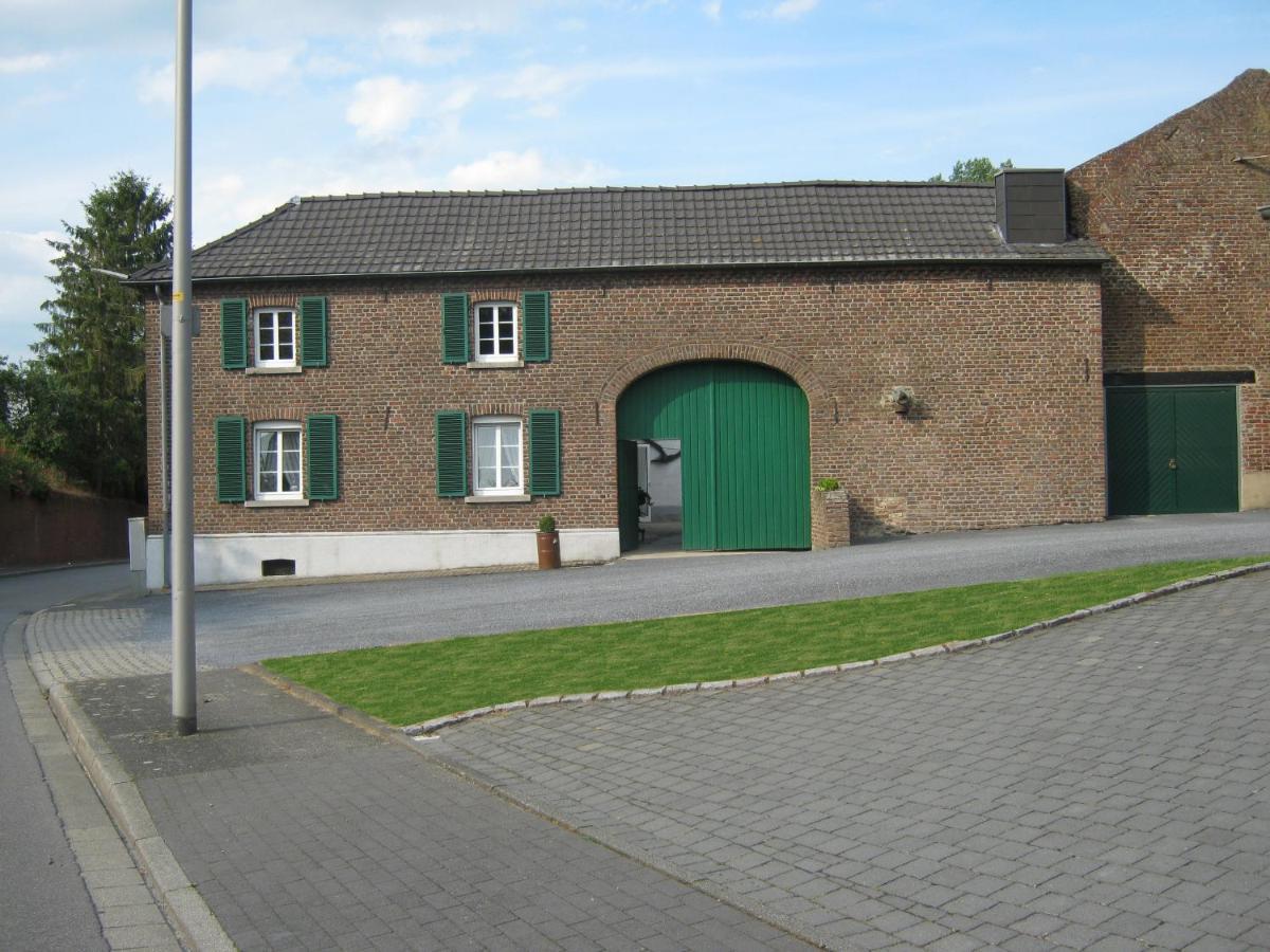 Auf Dem Huehnerhof *